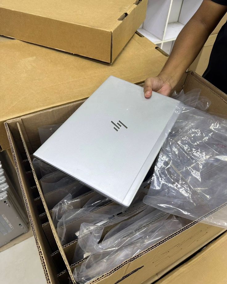 New, Used & Refurbished Laptops & Tablets - Image 2